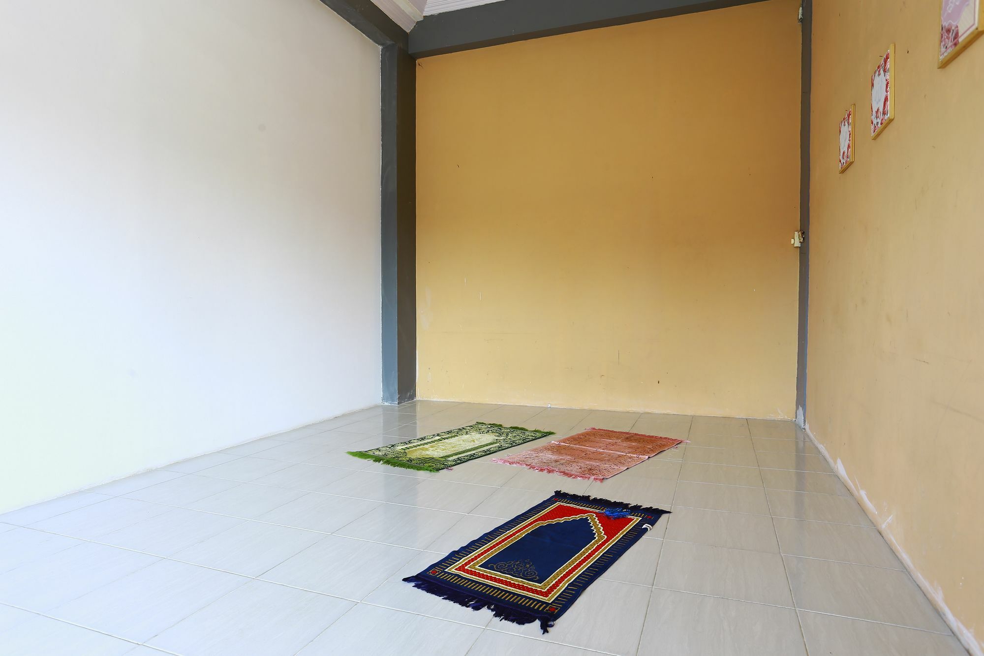Hotel Reddoorz Near Prawirotaman 2 Yogyakarta Esterno foto
