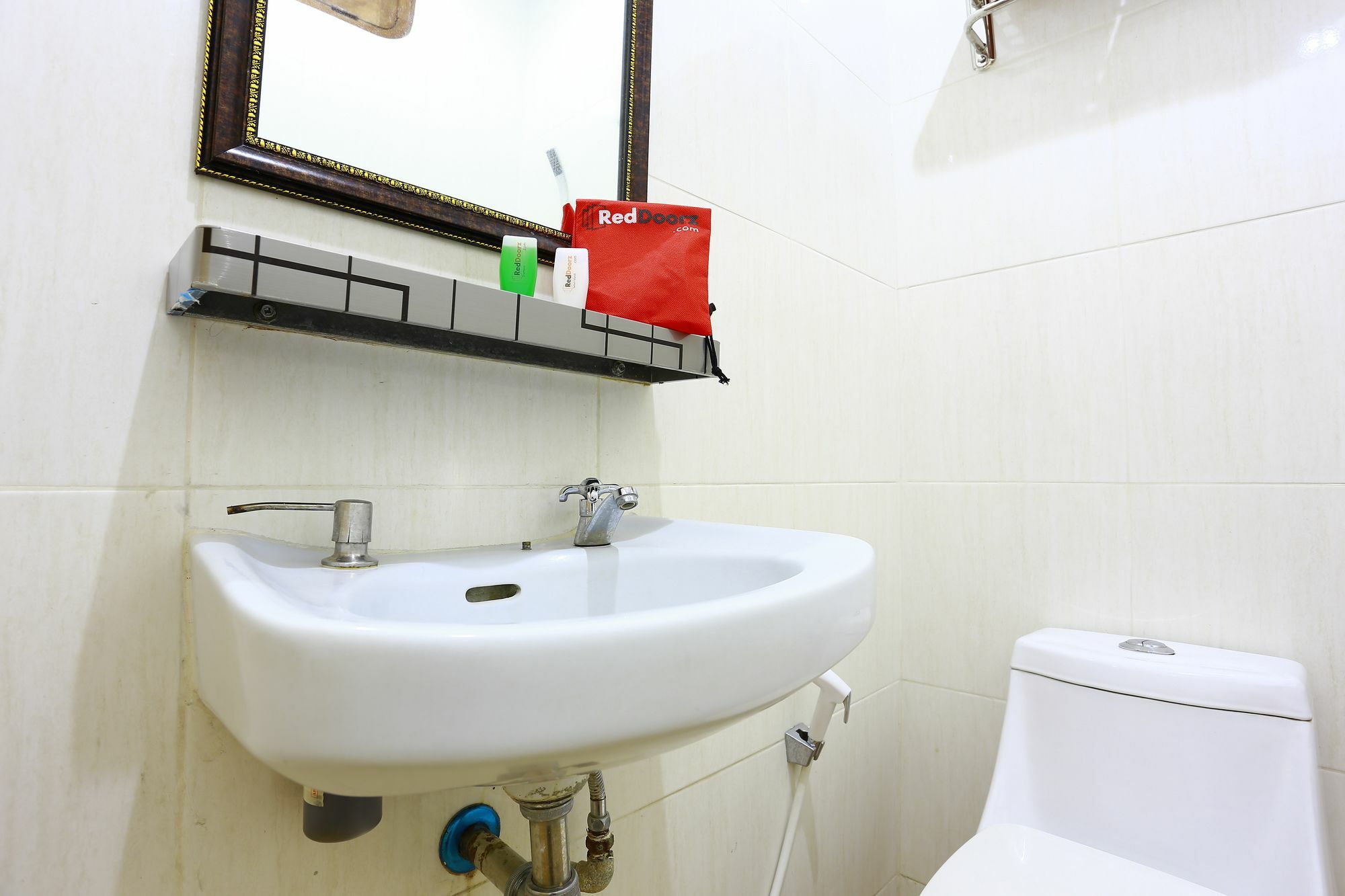 Hotel Reddoorz Near Prawirotaman 2 Yogyakarta Esterno foto